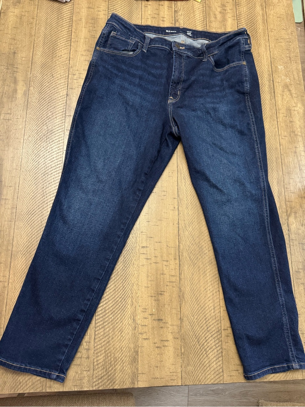 Old Navy Women’s Deep Indigo Straight-Leg Jeans